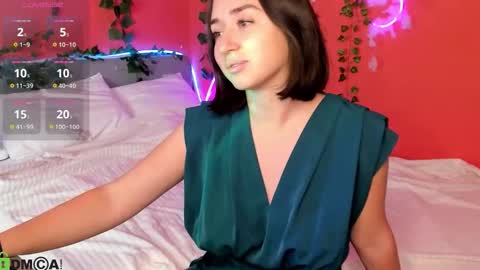 tiffany_robinson online show from February 26, 3:38 am