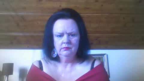 TiffanyMature online show from September 20, 8:12 am