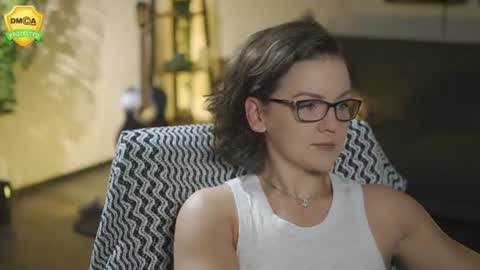 tiffanyriox online show from July 30, 1:50 am