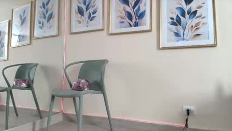 Snapshot of tiffanystorms_ls chatting on September 16, 12:57 pm tiffanystorms_ls online show from September 16, 12:57 pm