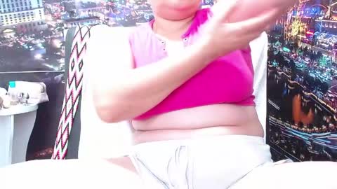 Tila online show from April 29, 2:48 am