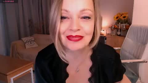 Tilly online show from June 21, 8:24 pm