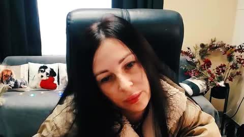 Snapshot of timeparadice chatting on September 27, 8:54 am Luisa online show from September 27, 8:54 am