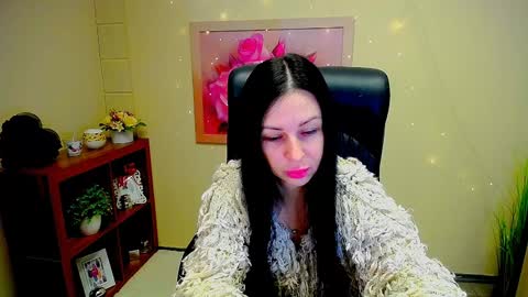 Snapshot of timeparadice chatting on January 15, 8:41 am Luisa online show from January 15, 8:41 am