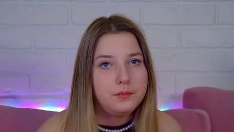TinaBurton online show from April 28, 3:10 am