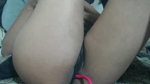 Snapshot of tinaxxxpetite chatting on January 31, 3:20 am Tina online show from January 31, 3:20 am