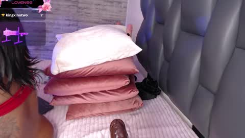 Tinna Goddess online show from December 20, 5:06 pm