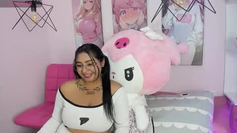 tinna noa online show from March 12, 11:07 pm