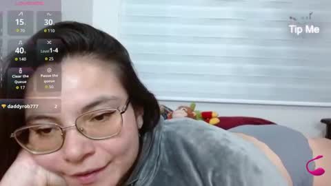 Tiny Caroline online show from June 21, 1:31 am