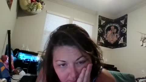 tinyassbossymilf online show from August 1, 11:40 pm