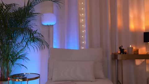 Anissa online show from March 13, 4:41 pm