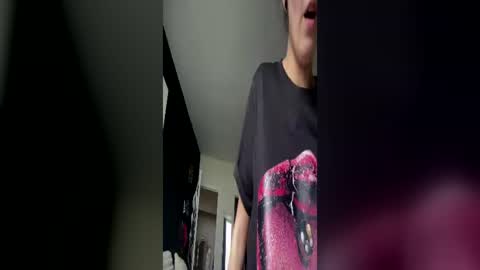 stage Kylie Sinner  brand CLITBAIT online show from June 18, 7:52 pm