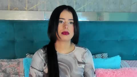 Tinnyrose online show from March 13, 3:52 am