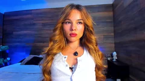 Instagram  tinyw0nder online show from September 26, 9:45 pm