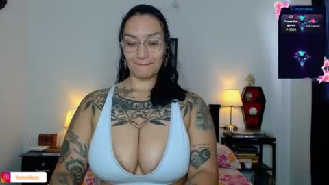 toothyy online show from July 20, 3:03 pm