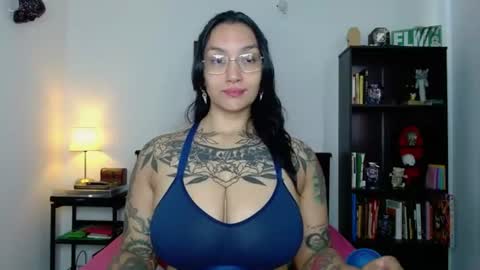 toothyy online show from June 22, 1:19 pm