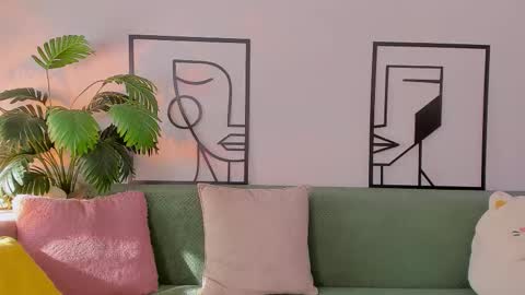 Tori online show from September 19, 8:57 am