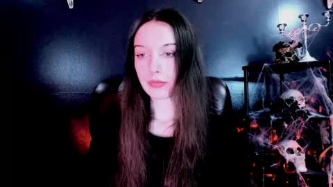 toxicdomme online show from March 27, 7:47 pm