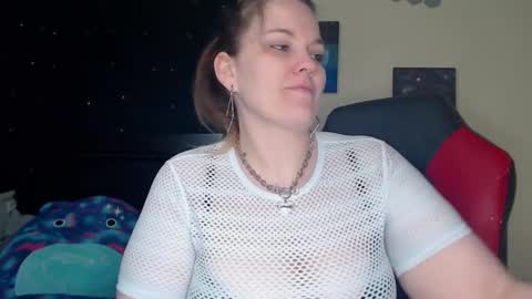 Snapshot of toxiclilly chatting on January 25, 9:26 am Lilly Miss Mistress Goddess Maam Queen Boss online show from January 25, 9:26 am