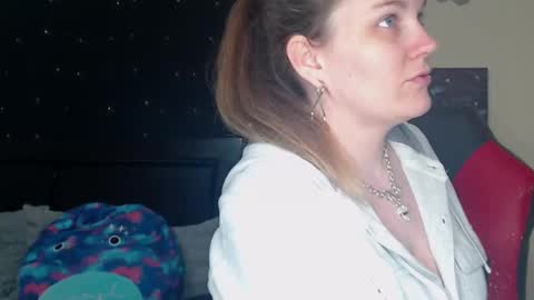 Snapshot of toxiclilly chatting on March 1, 8:23 am Lilly Miss Mistress Goddess Maam Queen Boss online show from March 1, 8:23 am
