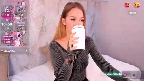 Snapshot of tracy_tay1or chatting on December 19, 12:45 am Tracy GMT2 Mon 3 AM - 4 PM Tue 3 AM - 4 PM Wed 3 AM - 4 PM Thur 3 AM - 4 PM Fri 3 AM - 4 PM online show from December 19, 12:45 am