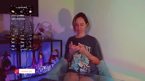 Hey my name is Kiri Kiri online show from January 17, 8:33 pm