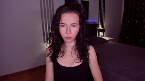 TriciaDaisy online show from July 30, 10:38 am