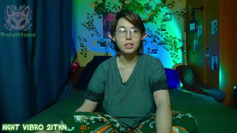 trickykitsune online show from April 30, 5:40 pm