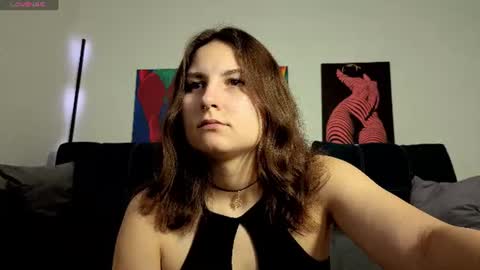 trixibell online show from June 16, 4:13 am