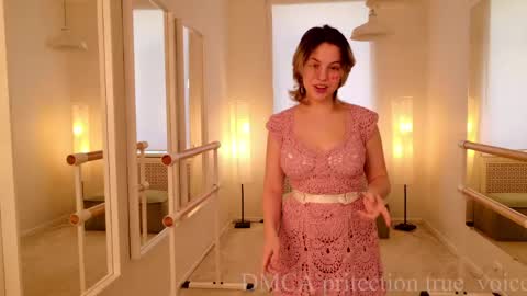 Emma online show from April 22, 6:10 am