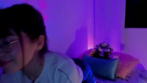 Tsuky online show from December 18, 2:32 am