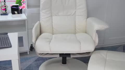 Anna online show from October 24, 5:36 am