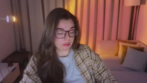 Ariana online show from February 21, 9:04 pm