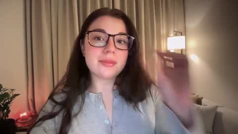 Ariana online show from August 1, 8:33 pm