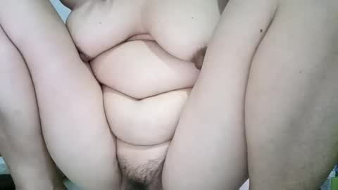 Snapshot of tuylip_sex chatting on October 9, 11:31 pm tuylip_sex online show from October 9, 11:31 pm