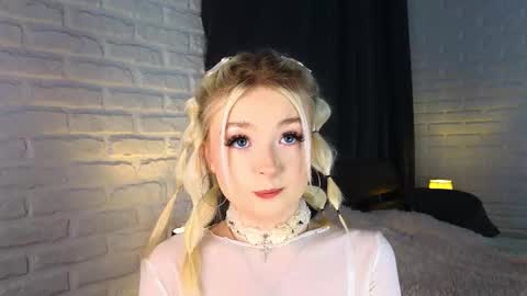 twinklefluff online show from October 9, 4:11 pm