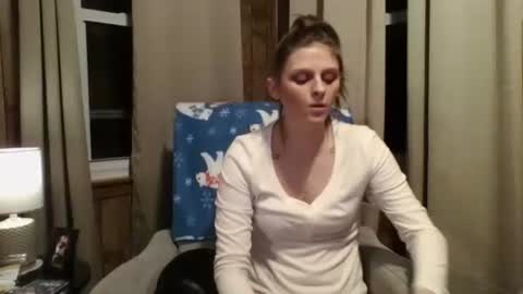 twizzler_twizzle online show from March 12, 2:47 am