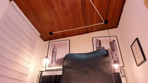       online show from October 9, 4:27 am