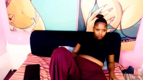 Snapshot of tyrabangz chatting on March 3, 6:42 pm Tyra online show from March 3, 6:42 pm
