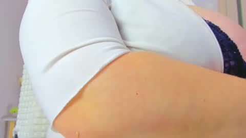 umnizza7777 online show from January 18, 9:16 am