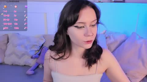Snapshot of una_medisson chatting on February 26, 12:05 pm Una online show from February 26, 12:05 pm