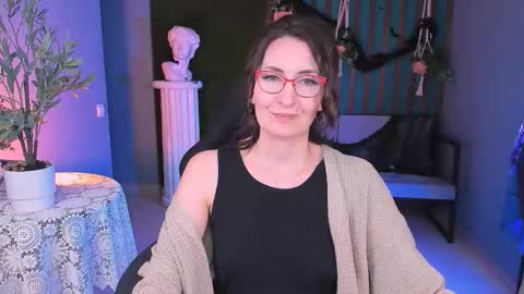 UnaTera online show from October 27, 9:16 am