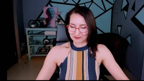 UnaTera online show from February 2, 9:19 am