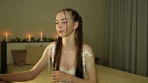 Under The Skin online show from June 30, 8:58 am