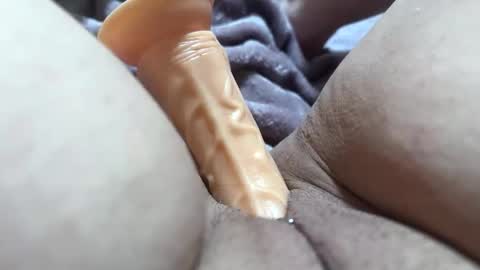 uniquebeauty32 online show from November 3, 3:10 am