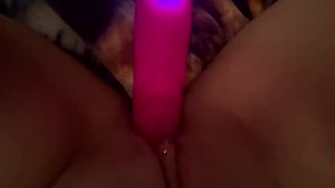 uniquebeauty32 online show from February 5, 6:27 am