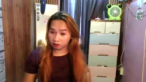 ur_asian_wife6969 online show from April 21, 2:51 am