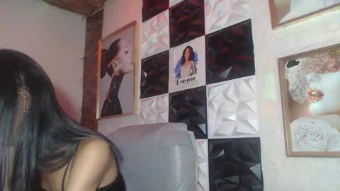 Ur Lovely Pricious online show from October 7, 9:52 pm