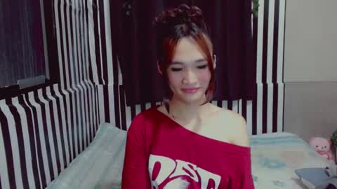 urblossom_princess online show from July 31, 10:00 pm