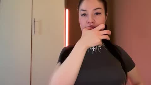 Margo online show from November 15, 8:04 am